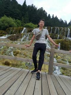 顾影个人资料,光影交织的人生轨迹